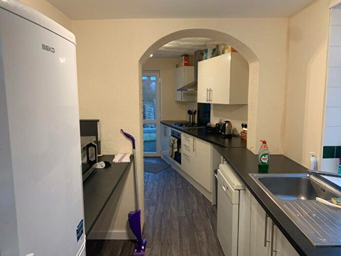6 Bedroom House To Rent In Lodge Causeway, Bristol, BS16