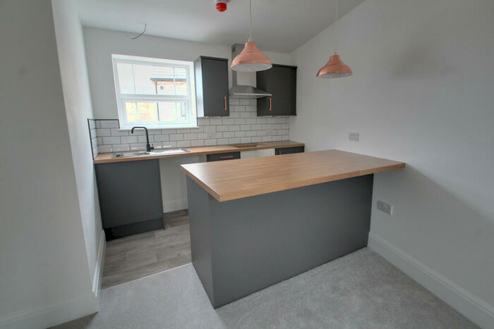 1 Bedroom Apartment To Rent In Lower Brook Street, Long Eaton, NG10