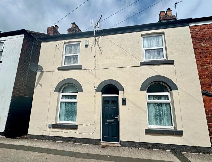 3 Bedroom Terraced House For Sale In Victoria St, Scarborough, YO12