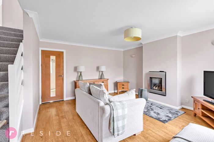 4 Bedroom Detached House For Sale In Tern Close, Bamford, Rochdale, OL11