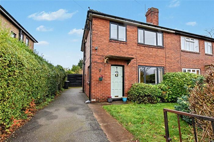 3 Bedroom Semi Detached House For Sale In Winterbourne Avenue, Morley, Leeds, West Yorkshire, LS27