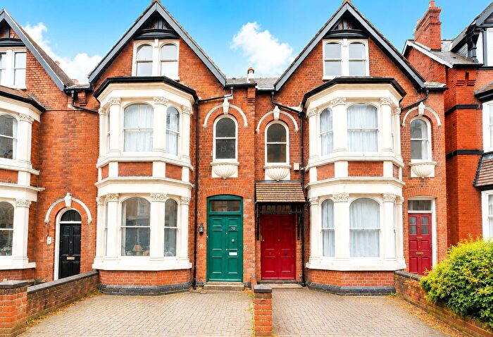 6 Bedroom Semi-Detached House For Sale In Alcester Road, Moseley, Birmingham, B13