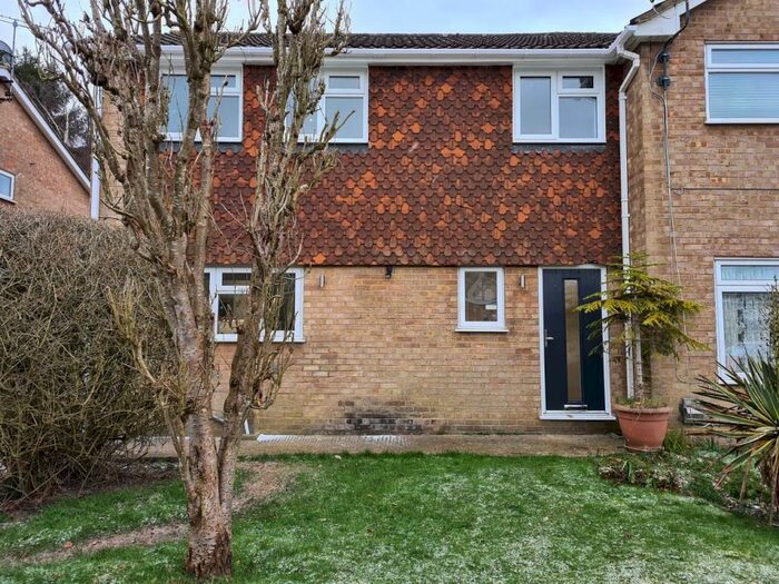 3 Bedroom House To Rent In Blackmoor Wood, Ascot, Berkshire, SL5