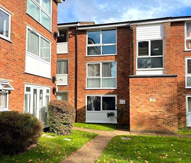 1 Bedroom Flat For Sale In Epping Green, Hemel Hempstead, HP2