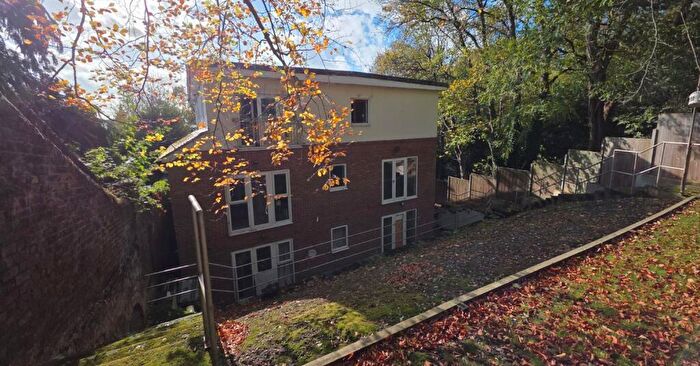 5 Bedroom Flat For Sale In Flat, Archway Road, Islington, London, N19