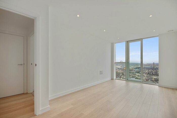 1 Bedroom Flat To Rent In Pinnacle Apartments, Saffron Central Square, Croydon, CR0