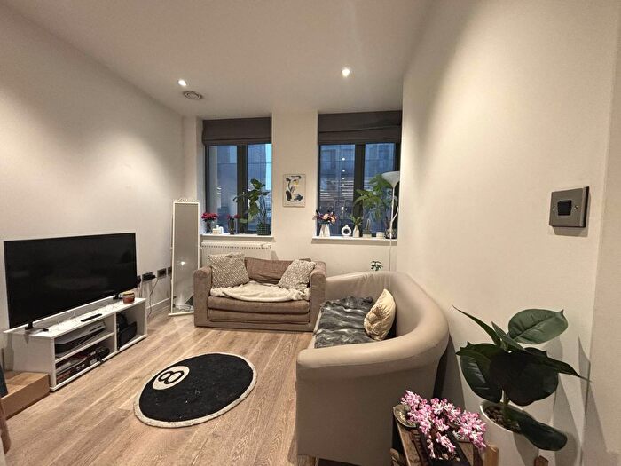 1 Bedroom Flat To Rent In Garrard Street, Reading, RG1