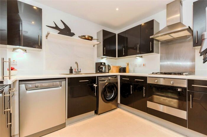 2 Bedroom Apartment To Rent In Baptist Mills Court, Bristol, BS5