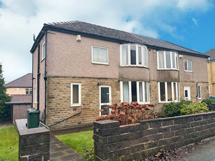3 Bedroom Semi Detached House For Sale In Farfield Crescent, Wibsey, Bradford, BD6