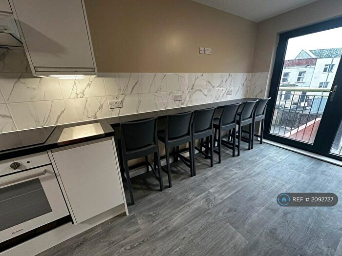 6 Bedroom Flat To Rent In Stokes Croft, Bristol, BS2
