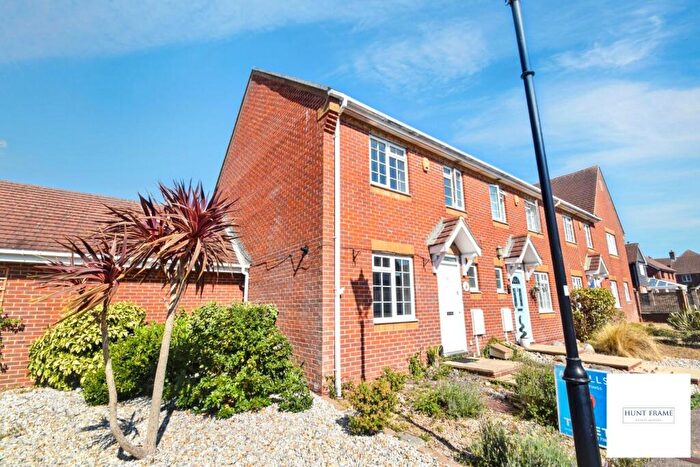 3 Bedroom End Of Terrace House For Sale In Phoenix Drive, Eastbourne, BN23