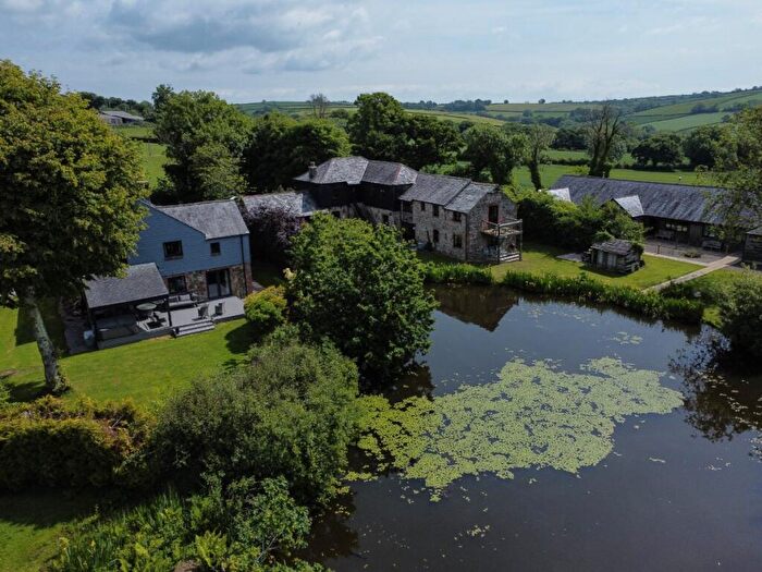 5 Bedroom House For Sale In Liskeard Road, Callington, Cornwall, PL17