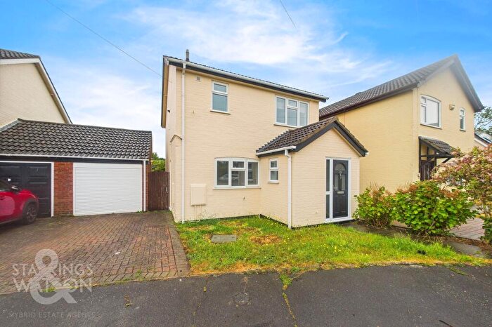 3 Bedroom Detached House To Rent In Park Close, Hethersett, Norwich, NR9