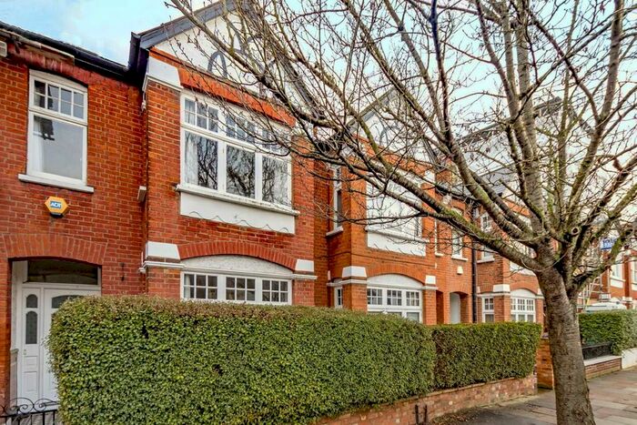 4 Bedroom Property To Rent In Rusthall Avenue, London, W4