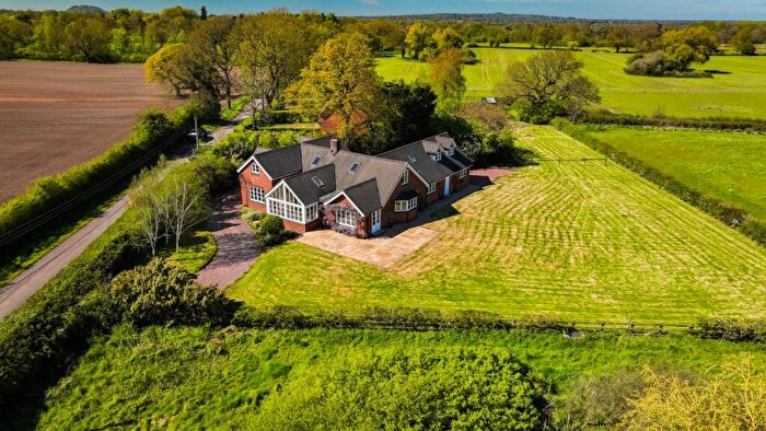 4 Bedroom Detached House For Sale In Hall Lane, Haughton, CW6