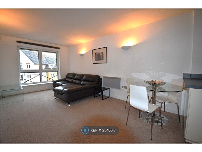 2 Bedroom Flat To Rent In Alpha House, Northampton, NN1
