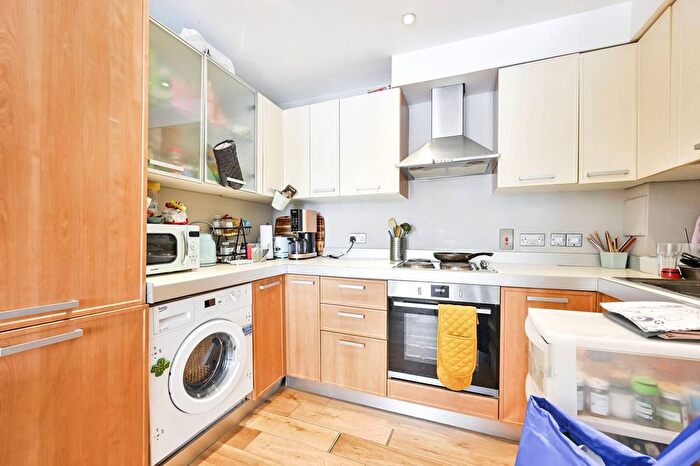 1 Bedroom Flat To Rent In Fulham High Street, Fulham, London, SW6