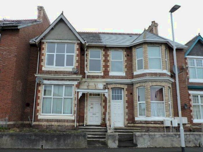 1 Bedroom Flat To Rent In Mount Gould Road, Plymouth, Devon, PL4