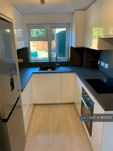 2 Bedroom Semi-Detached House To Rent In Osborn Road, Barton-Le-Clay, Bedford, MK45