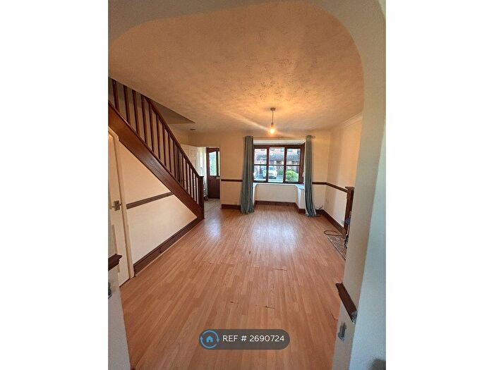 2 Bedroom Terraced House To Rent In Badgers Close, Lincoln, LN6