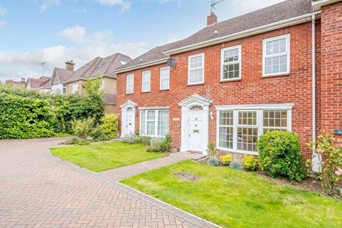 2 Bedroom Terraced House To Rent In Rickmansworth Road, HA6