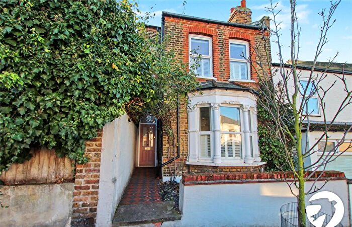 2 Bedroom End Of Terrace House For Sale In Goldsmid Street, Plumstead, SE18