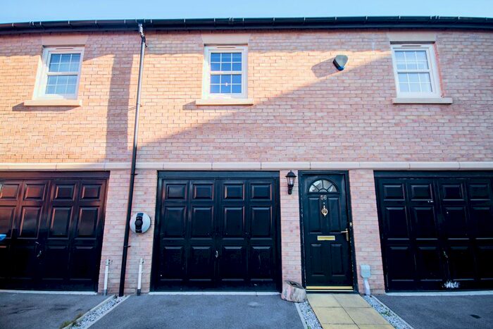 2 Bedroom Flat To Rent In Boothferry Park Halt, Hull, HU4