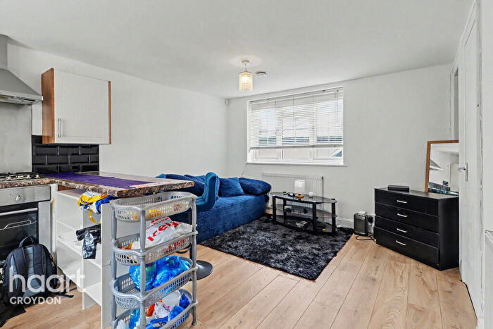 2 Bedroom Terraced House For Sale In Cobblestone Place, Croydon, CR0