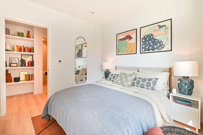 Studio To Rent In The Maple, Brent Cross, London, NW2