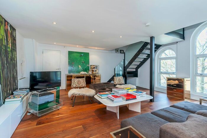 1 Bedroom Flat To Rent In Temple Court, Stepney Green, E1