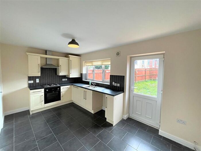 3 Bedroom Town House To Rent In Blackbrook Road, Netherton, Dudley, DY2