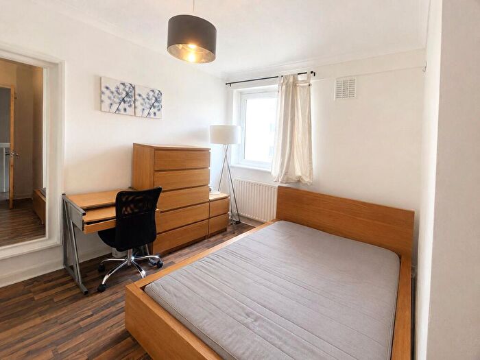 5 Bedroom Property To Rent In Mellish Street, London, E14