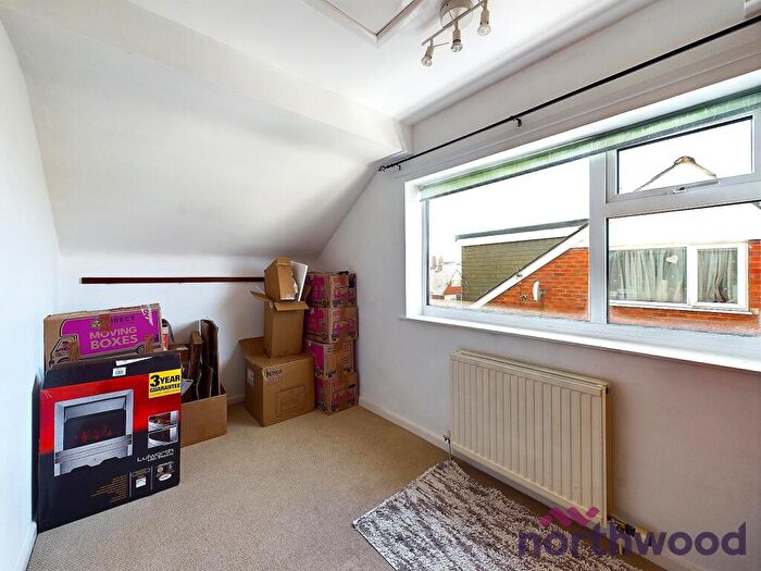 2 Bedroom Semi-Detached Bungalow For Sale In Kingsley Road, Haslington, CW1