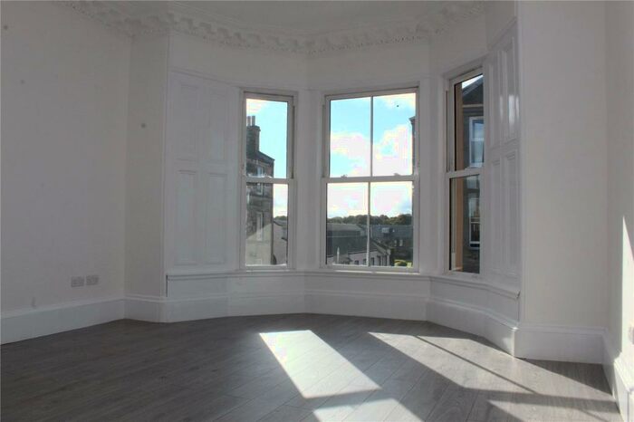 3 Bedroom Apartment To Rent In Portobello High Street, Edinburgh, Midlothian, EH15