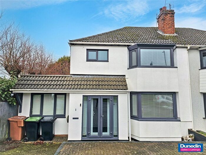 3 Bedroom Semi Detached House For Sale In Callowbrook Lane, Rubery, Birmingham, B45