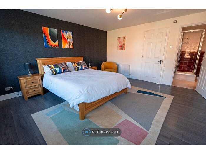 4 Bedroom Terraced House To Rent In Grace Avenue, Shenley, Radlett, WD7