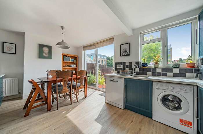 3 Bedroom Terraced House For Sale In Kings Road, Orpington, Kent, BR6