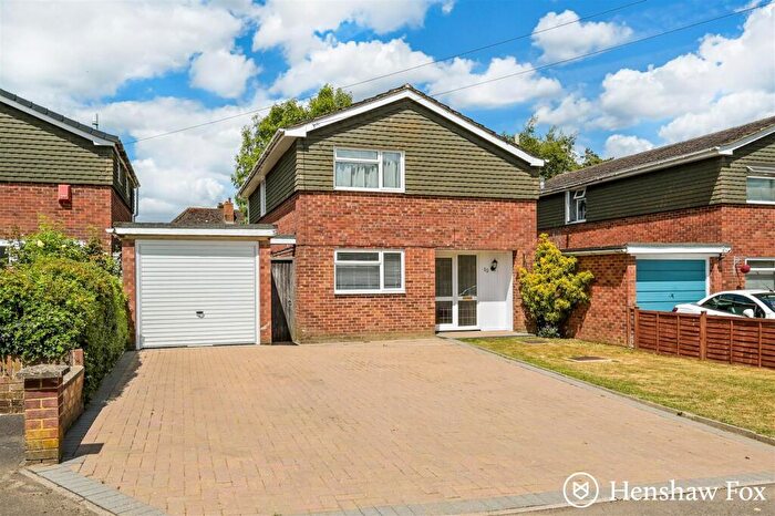 3 Bedroom Detached House For Sale In Shepherds Close, Bartley, Hampshire, SO40
