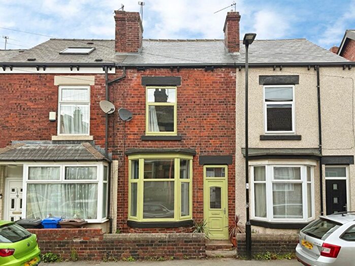 3 Bedroom Terraced House For Sale In Norton Lees Road, Norton Lees, Sheffield, S8