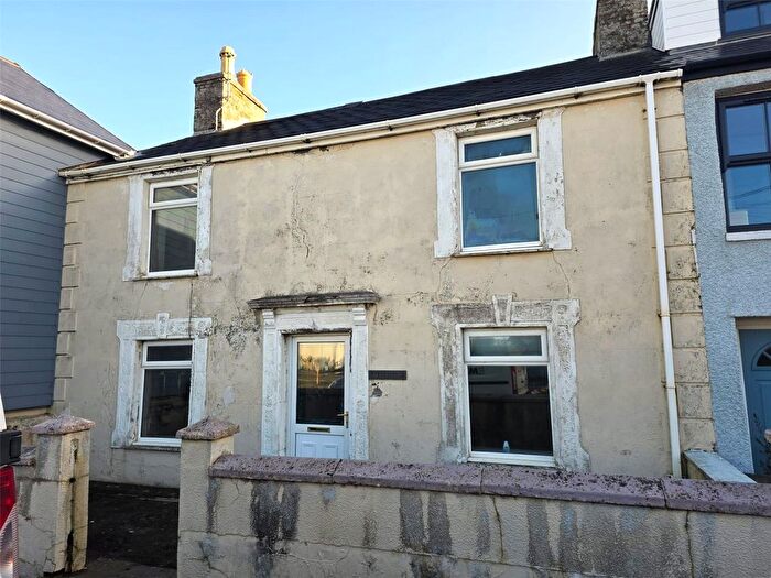4 Bedroom Semi Detached House For Sale In High Street, Borth, Ceredigion, SY24