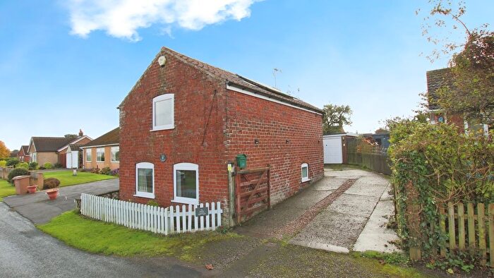 2 Bedroom Detached House For Sale In Northfield Road, Wetwang, Driffield, YO25