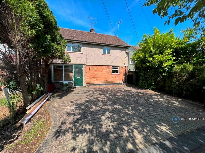 3 Bedroom Semi-Detached House To Rent In Vernon Avenue, Rayleigh, SS6