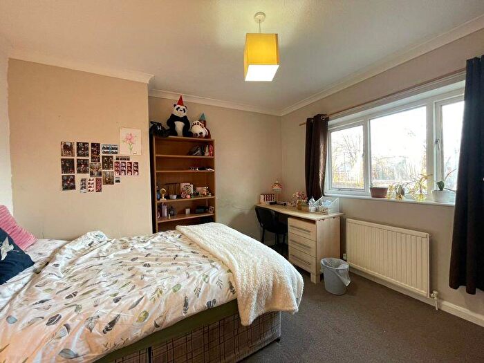 4 Bedroom End Of Terrace House To Rent In Coleby Avenue, Nottingham, NG7