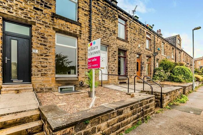 3 Bedroom Property To Rent In Lindley Street, Milnsbridge, Huddersfield, HD3