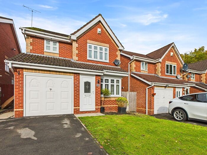 3 Bedroom Detached House For Sale In Viewpark Close, Childwall, Liverpool., L16