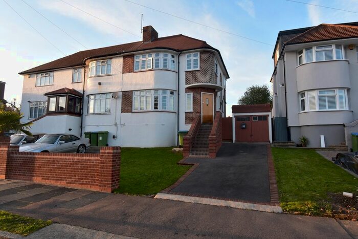3 Bedroom Semi-Detached House To Rent In Brownspring Drive, London SE9