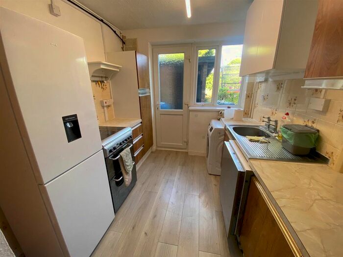 3 Bedroom Property To Rent In Stud Green, Watford, WD25