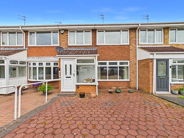 3 Bedroom Terraced House For Sale In Ettrick Road, Jarrow, NE32