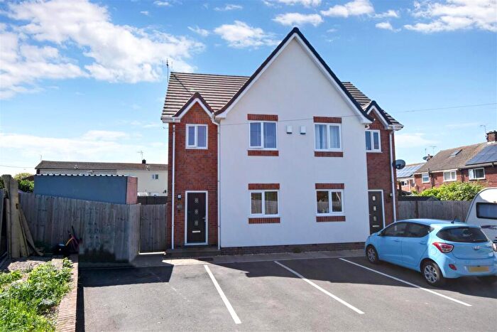 3 Bedroom Semi-Detached House For Sale In Haynes Close, Tuxford, Newark, NG22