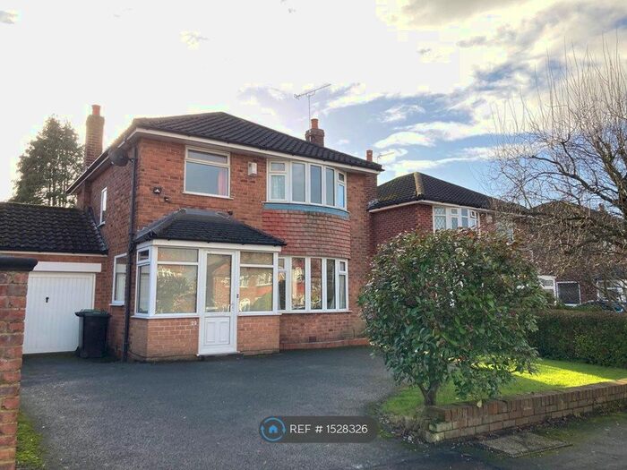 3 Bedroom Detached House To Rent In Shaftesbury Avenue, Timperley, Altrincham, WA15